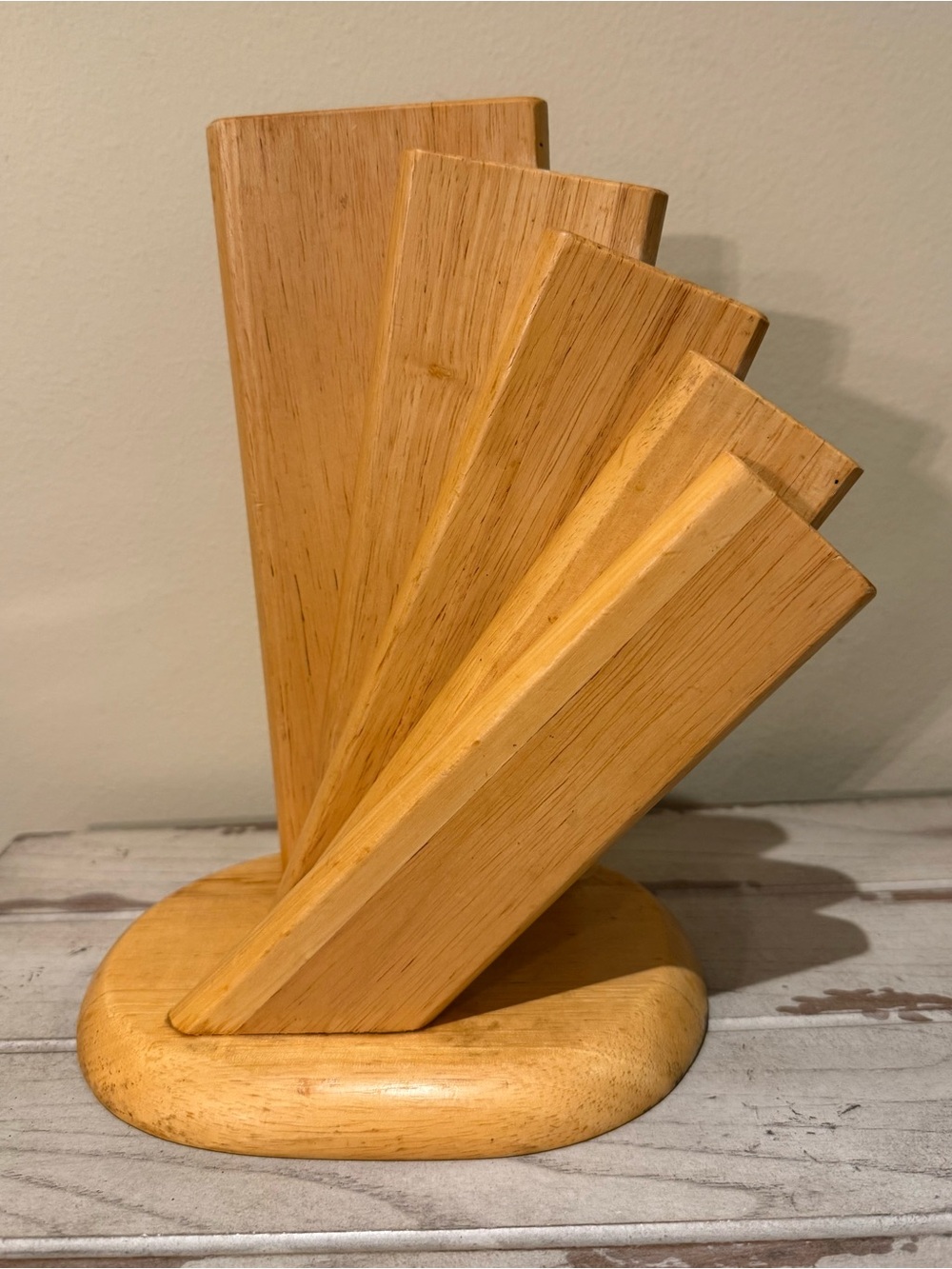 Vintage Mid-Century Modern Fan-Style Wooden Knife Block – 5 Slot